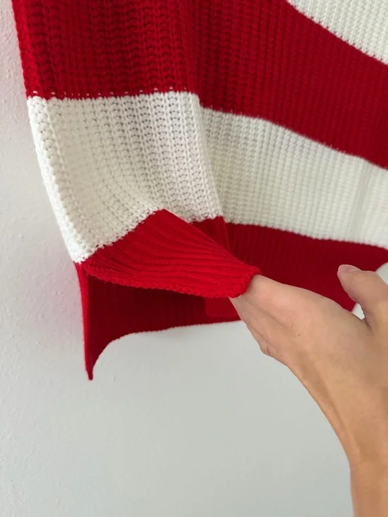 NWT SoMe Rane Red & White Striped Knit Sleeveless Vest size small - Picture 3 of 8